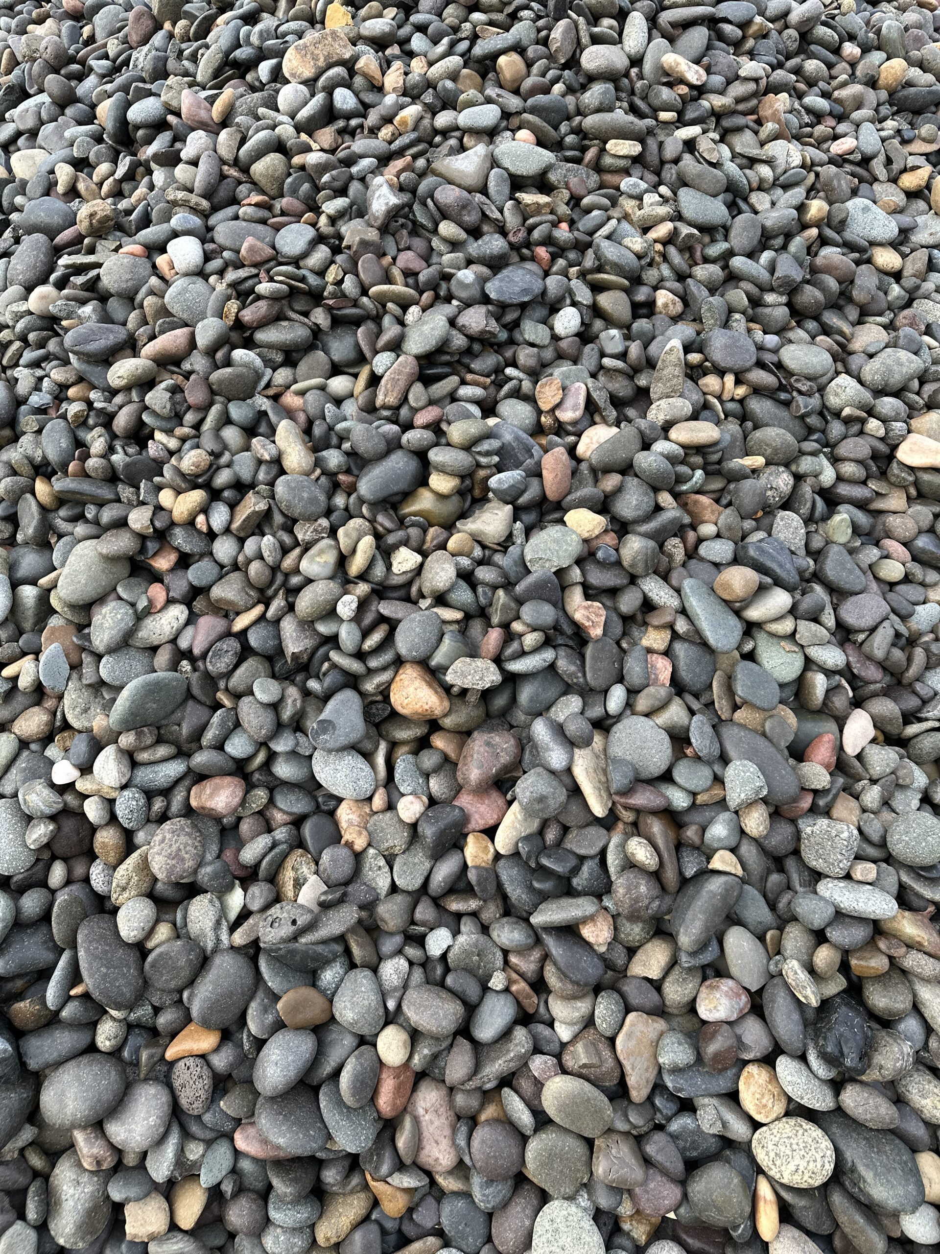 1/2 Mesa Blue River Rock: The Perfect Accent for Your Landscape - APC ...